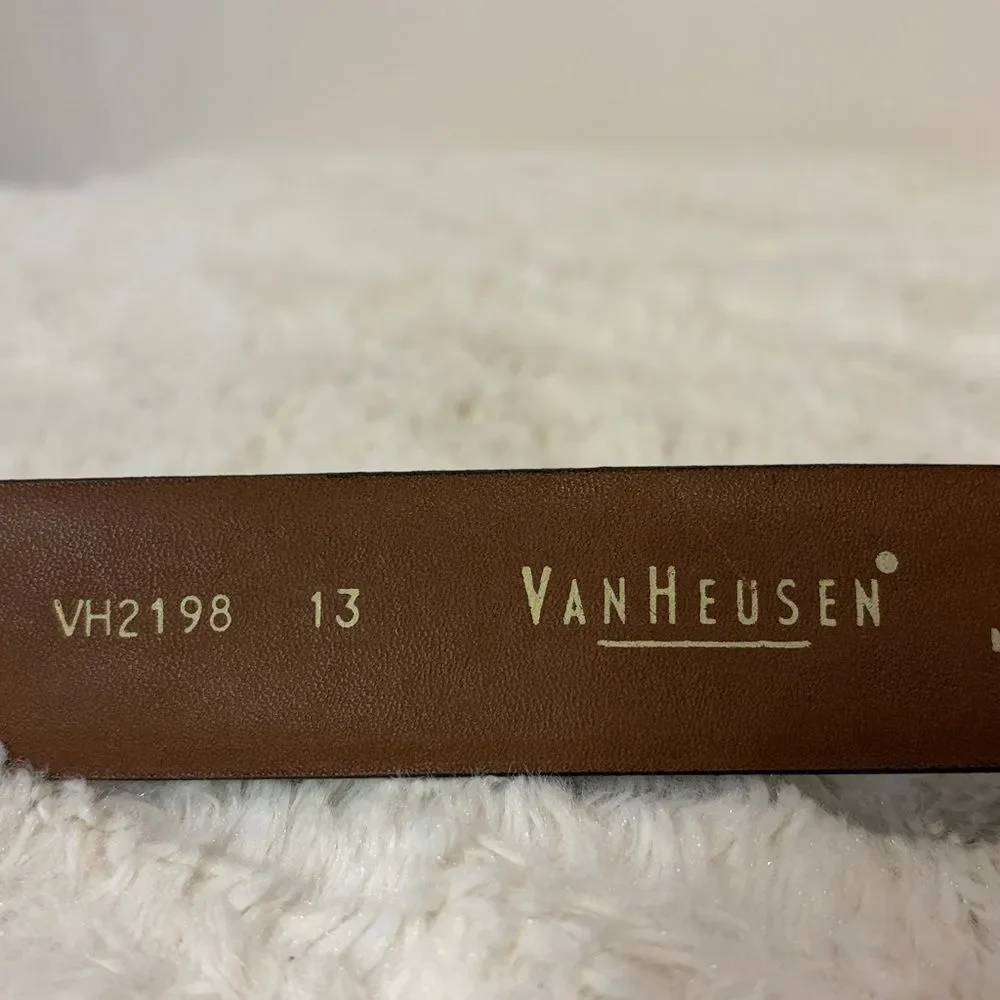 Van Heusen Genuine Leather Classic Brown Belt Silver Hardware Minimalist Size 40